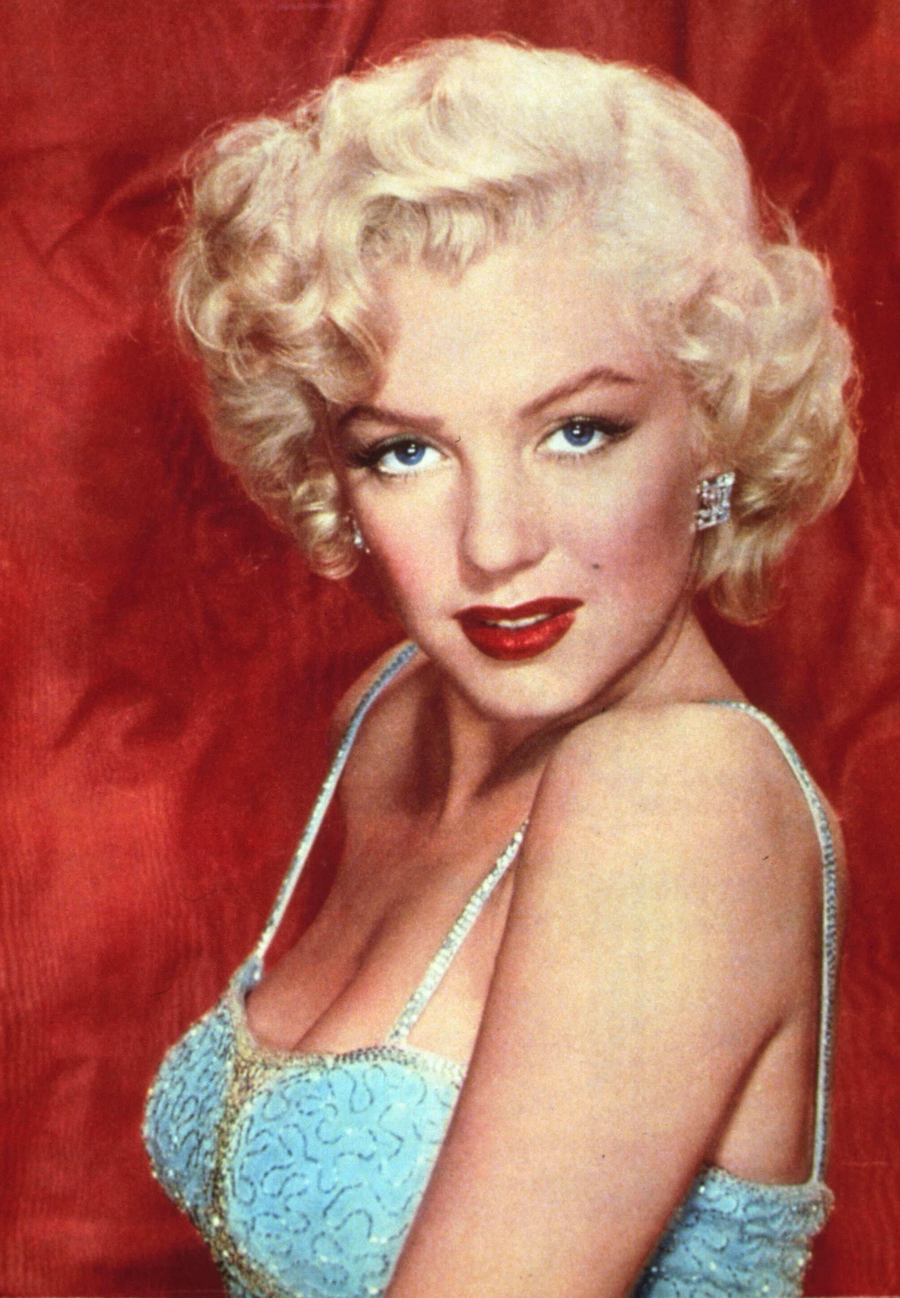 Marilyn-Monroe-marilyn-monroe-15181395-1775-2560.jpg