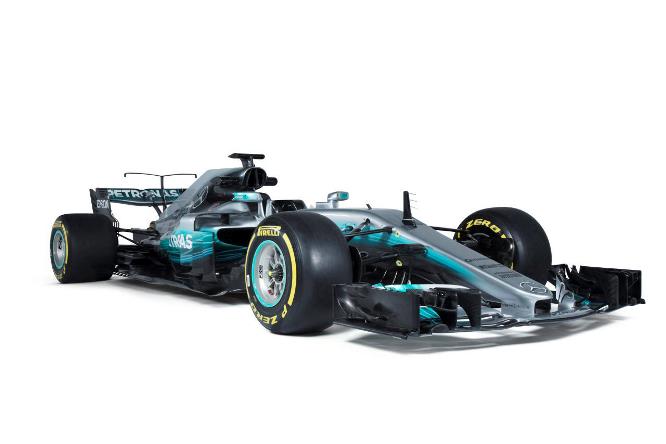 Mercedes-F1-W08-studio-8.jpg