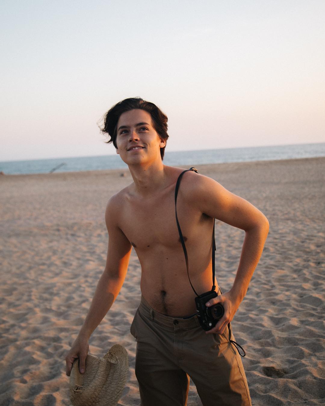 cole-sprouse-1539545230.jpg